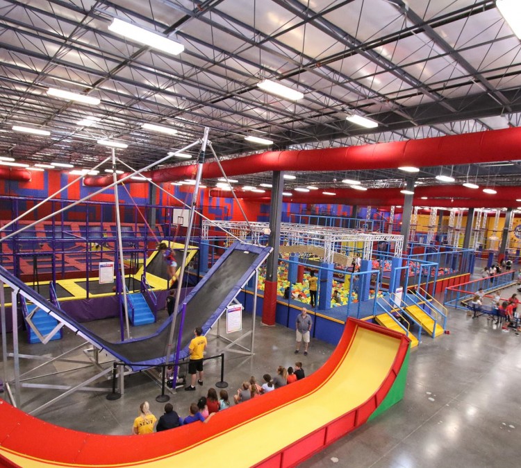 planet-obstacle-worlds-largest-indoor-obstacle-park-photo